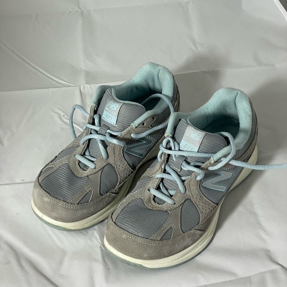 New Balance Suede Sneakers - Picture 1 of 5